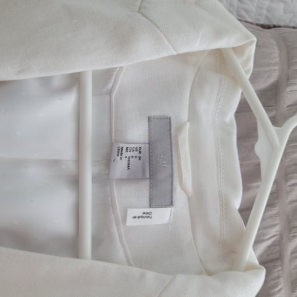 H&M white jacket - Picture 3 of 4